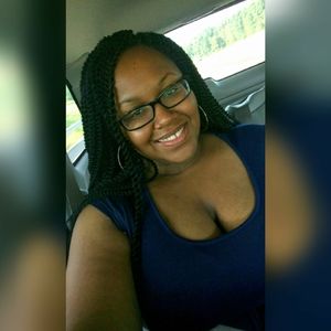 Meet your Posher, Phyllis